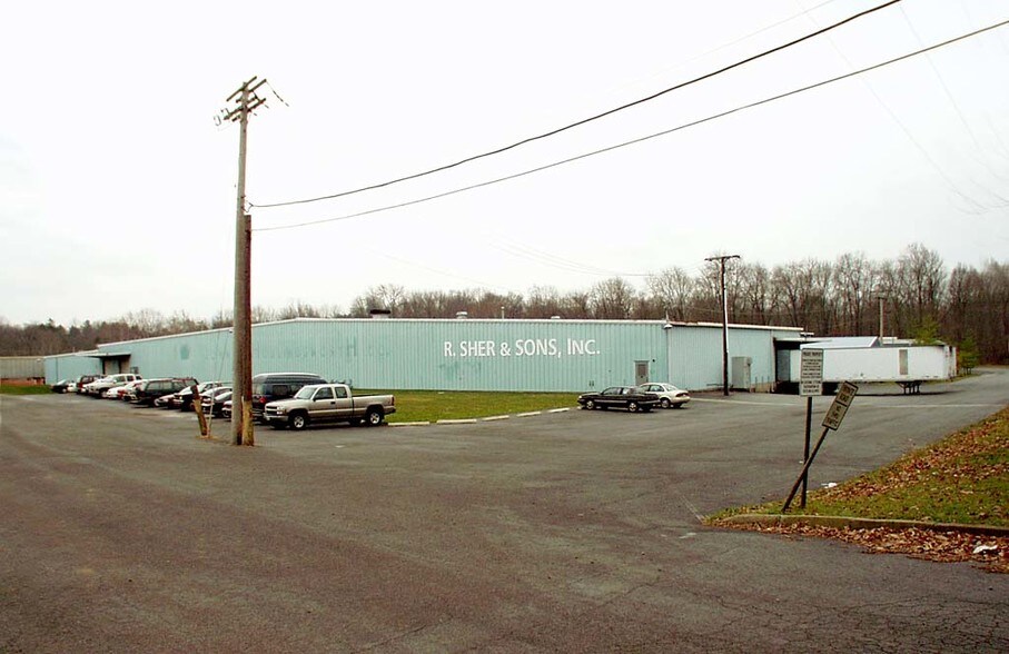 More Photos Of 1000 Hollingsworth Dr, Phoenixville Warehouse For Lease