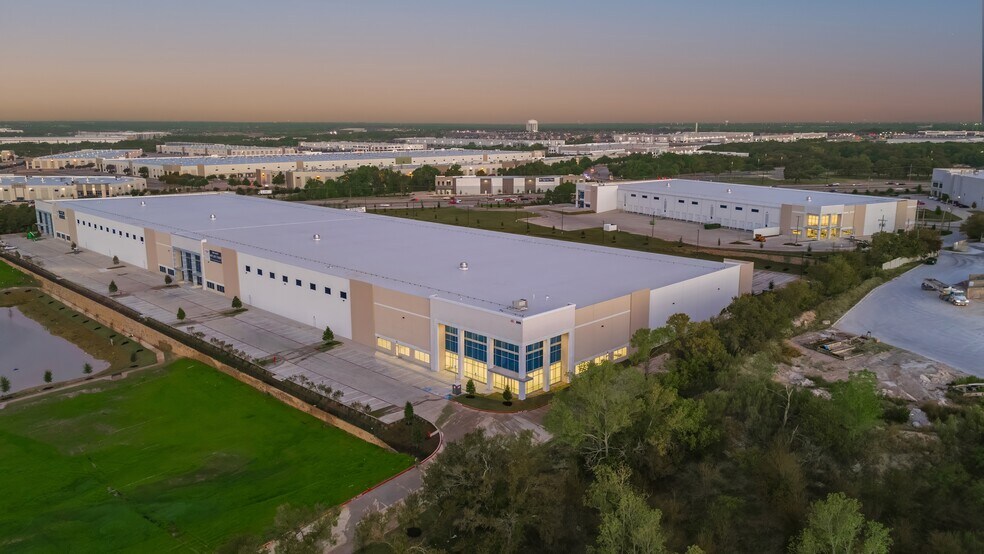 More Photos Of 500 W Vista Ridge Dr, Coppell Unknown For Lease