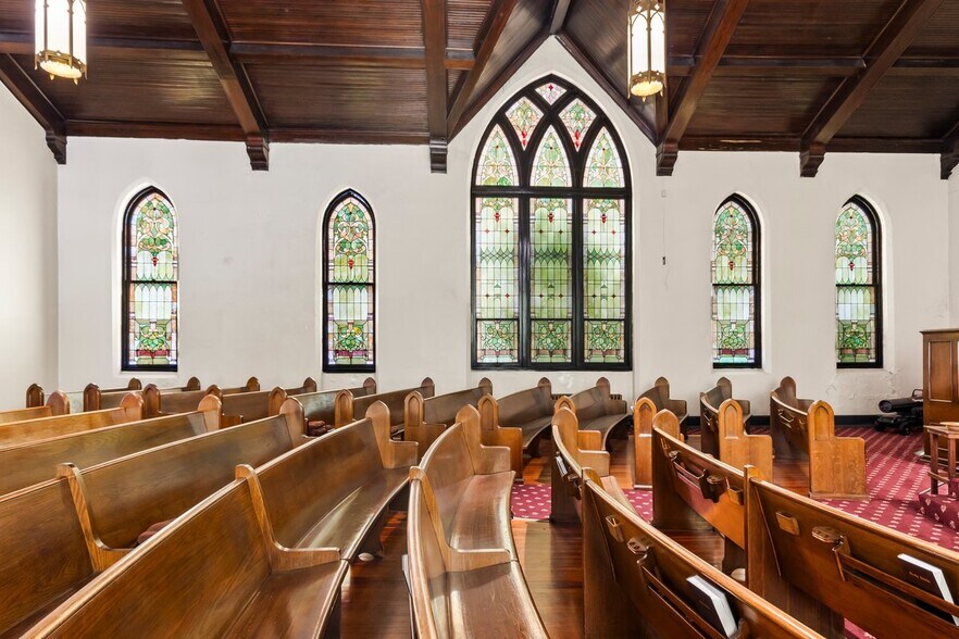 More Photos Of 1517 McCausland Ave, Saint Louis Specialty For Sale