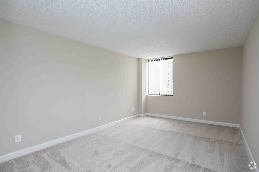 More Photos Of 1350 Beverly Rd, McLean Apartments For Lease