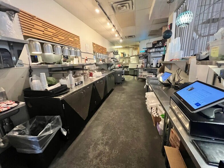 More Photos Of 5207 Essen Ln, Baton Rouge Unknown For Lease