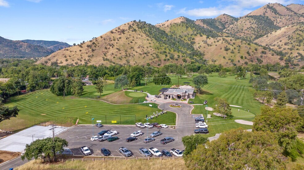 More Photos Of 41117 Sierra Dr, Three Rivers Golf Course Driving Range For Sale