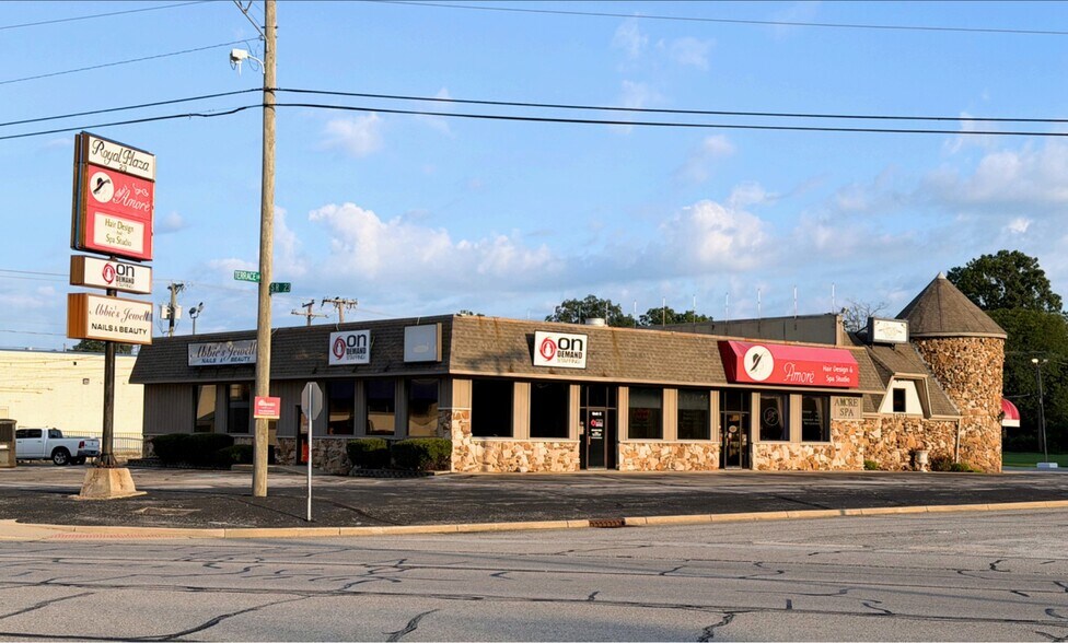 Primary Photo Of 54533 Terrace Ln, South Bend Freestanding For Lease