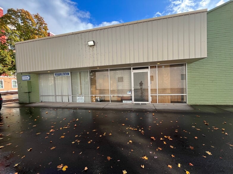 More Photos Of 1280 Charnelton St, Eugene Storefront Retail Office For Sale