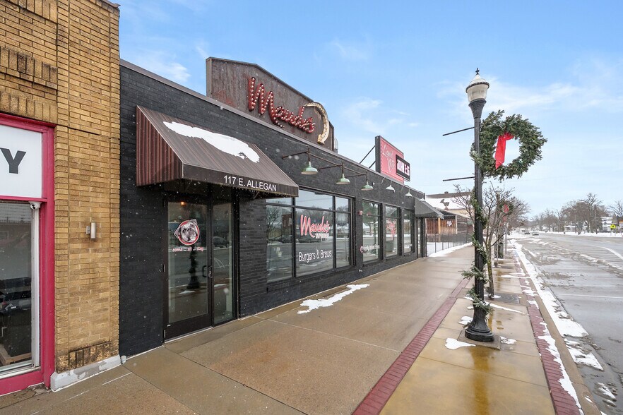 More Photos Of 117 E Allegan St, Otsego General Retail For Sale
