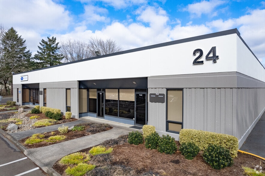 More Photos Of 8362-8380 SW Nimbus Ave, Beaverton Unknown For Lease