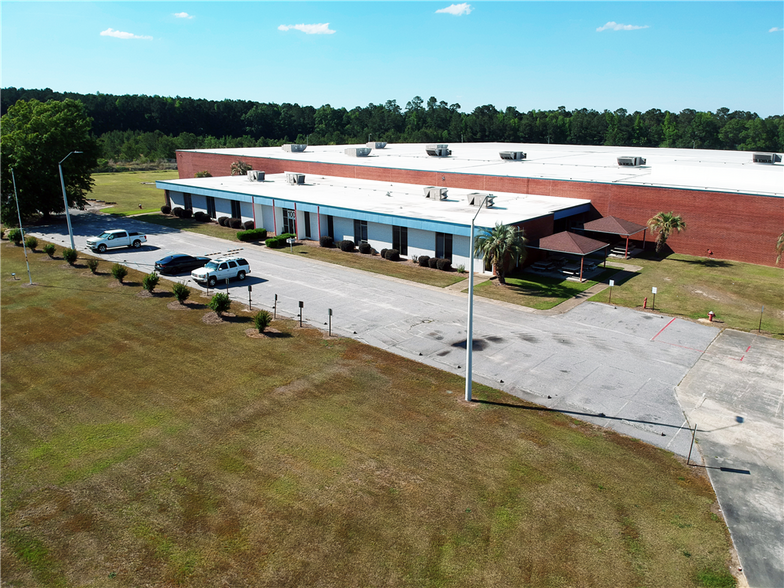 More Photos Of 1000 Bicycle Way, Manning Distribution For Lease