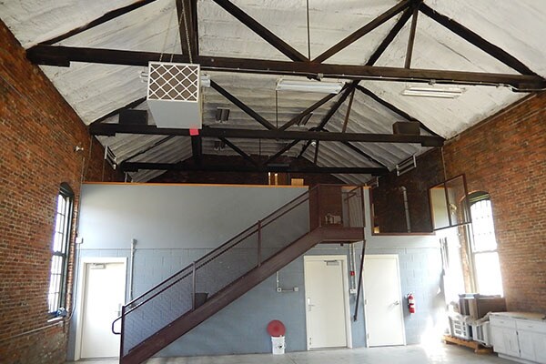 More Photos Of 81 Freight Yard Way, Northfield Showroom For Sale