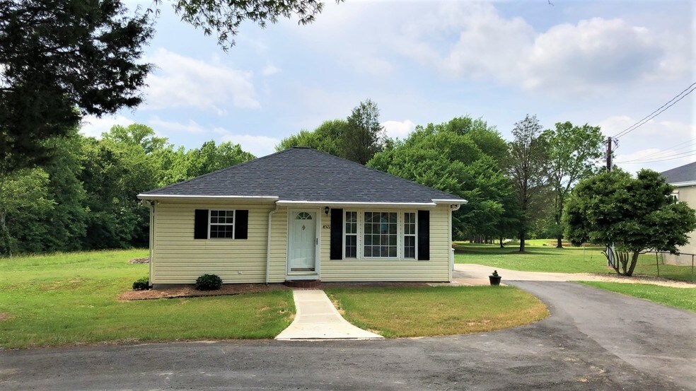 More Photos Of 4521 Beaty Rd, Gastonia Office For Sale