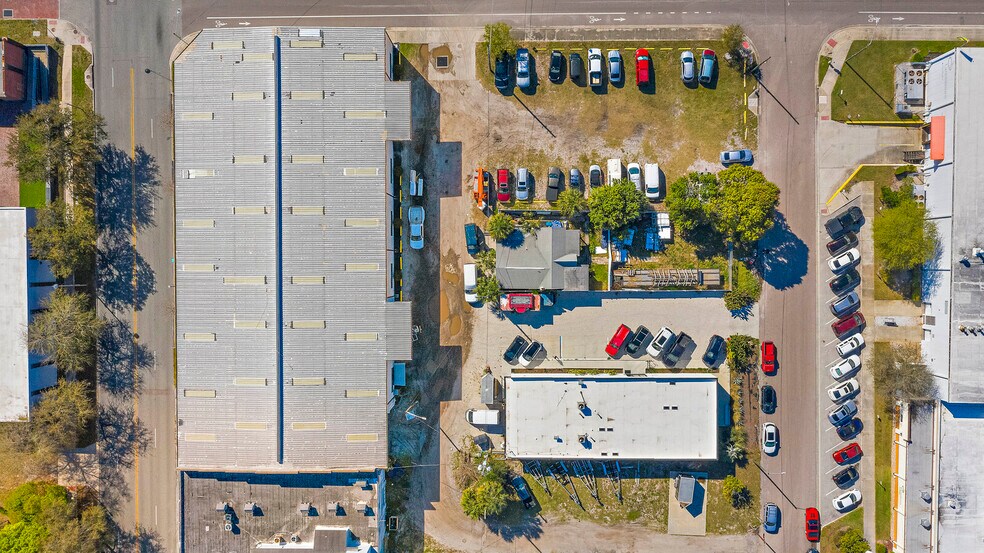 More Photos Of 1921 5th Ave S, Saint Petersburg Warehouse For Lease