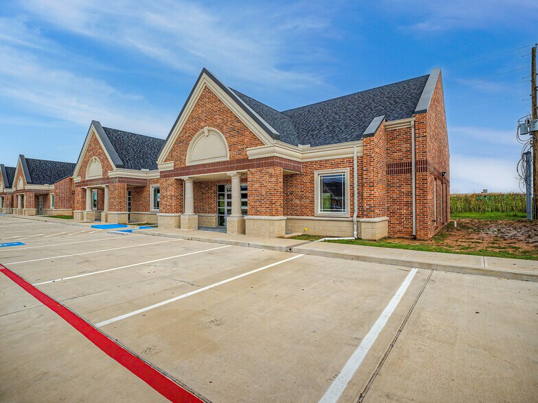 More Photos Of 7103 S Peek Rd, Richmond Medical For Sale