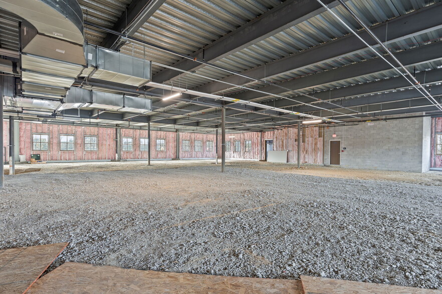 More Photos Of 6455 W Campus Oval, New Albany Medical For Sale