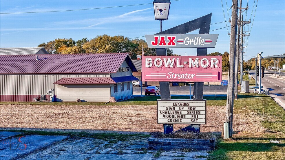 More Photos Of 2414 IL-23, Streator Flex For Sale