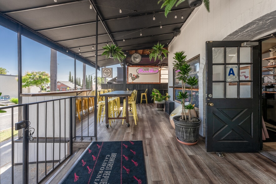 More Photos Of 2730 University Ave, San Diego Restaurant For Sale