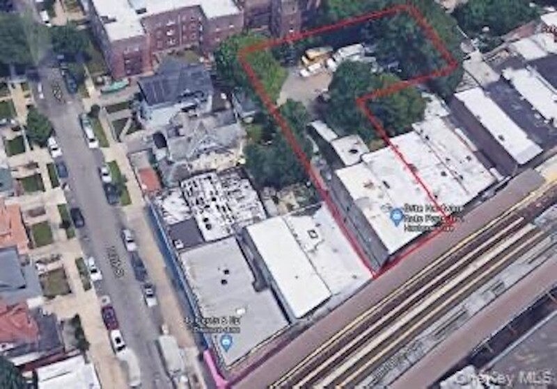 More Photos Of 11213 Jamaica Ave, Richmond Hill Multifamily For Sale