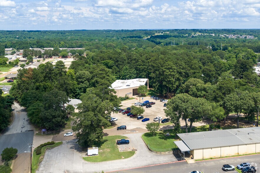 More Photos Of 4848 NE Stallings Dr, Nacogdoches Office For Sale