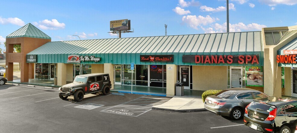 More Photos Of 1220 Oak St, Bakersfield Freestanding For Sale