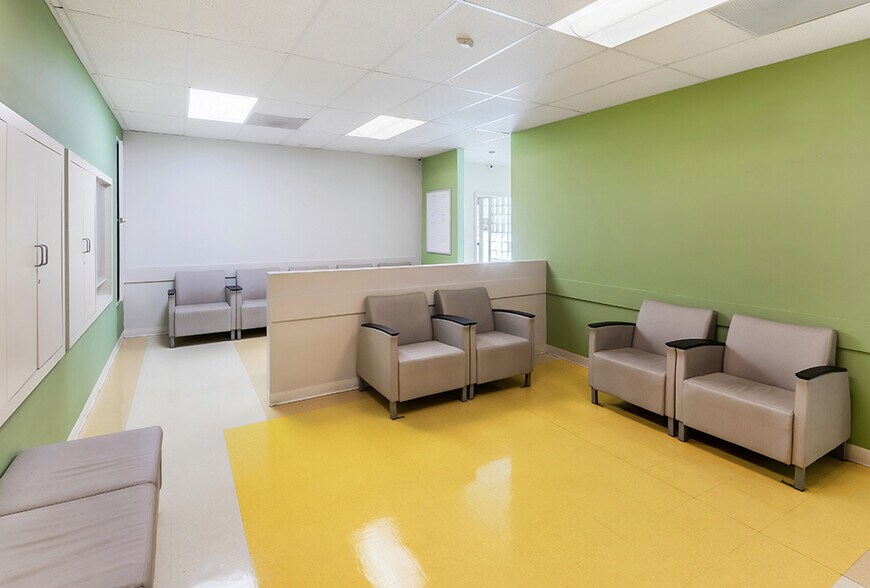 More Photos Of , Los Angeles Office For Sale