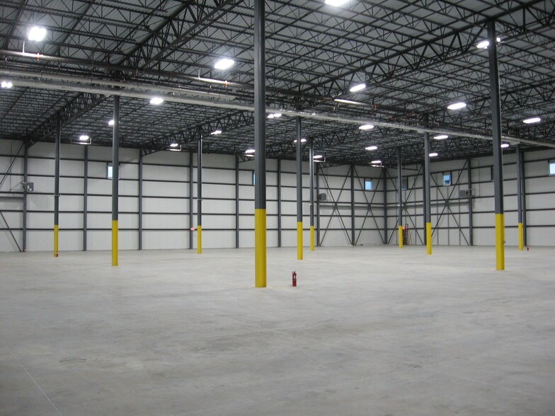 More Photos Of 5550 Winchester Ave, Martinsburg Warehouse For Lease