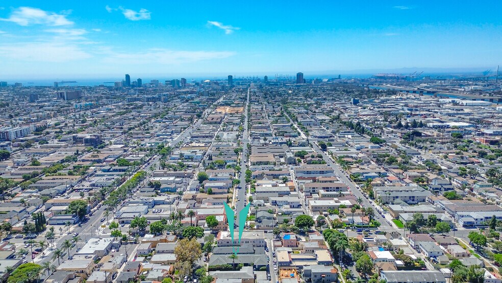 More Photos Of 2015 Cedar Ave, Long Beach Apartments For Sale