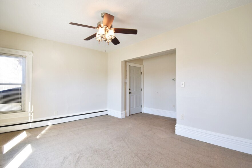 More Photos Of 281 Main St, Greenville Office For Sale