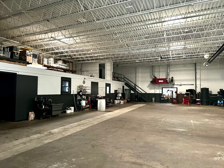 More Photos Of 2821 Garland St, Niles Auto Repair For Sale