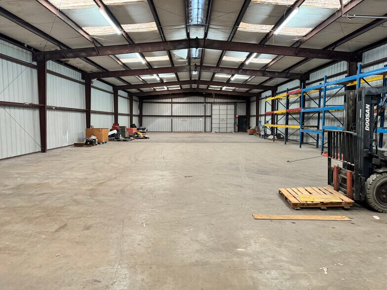 More Photos Of 3911 W University Dr, Edinburg Flex For Sale