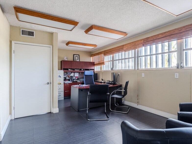 More Photos Of 1880 NE 163rd St, North Miami Beach Medical For Sale