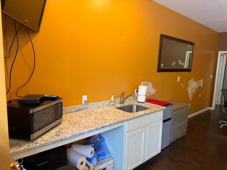 More Photos Of 132 Fergus Dr, La Vergne Flex For Sale