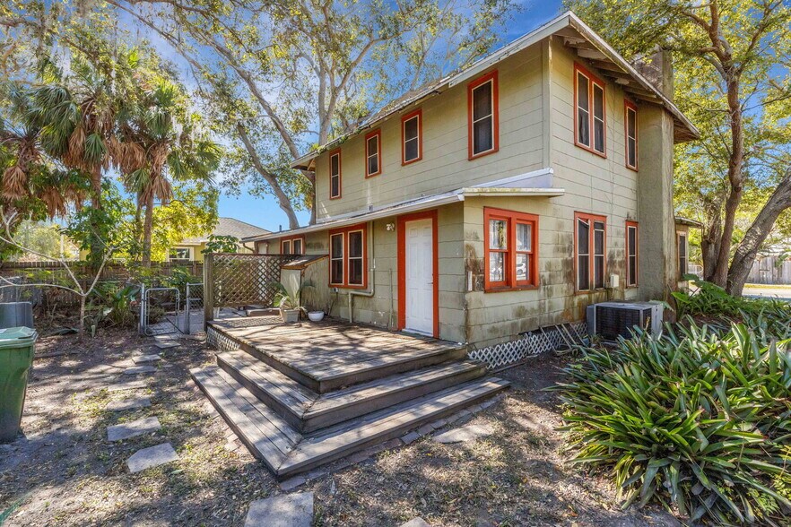 More Photos Of 4122 Bradenton rd, Sarasota Multifamily For Sale