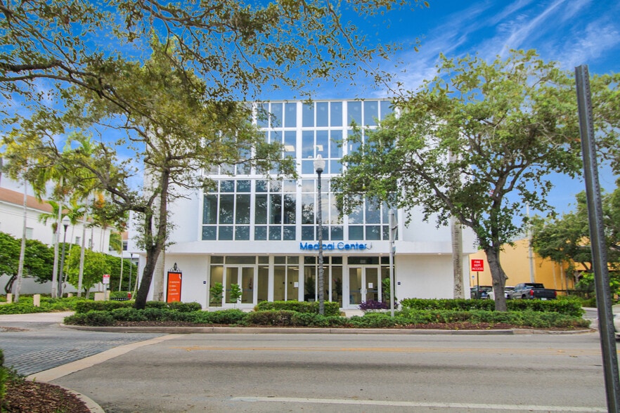 More Photos Of 304 N Krome Ave, Homestead Medical For Lease