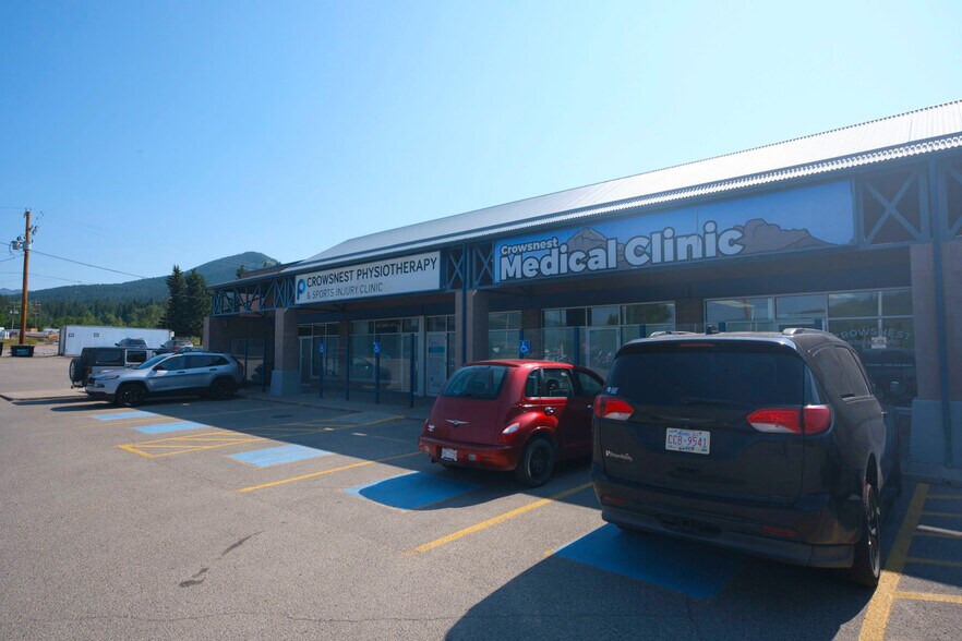 More Photos Of 11001 20 Av, Blairmore Freestanding For Sale