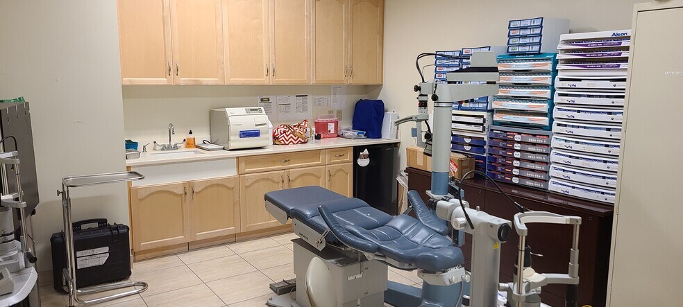 More Photos Of 2619 E Colorado Blvd, Pasadena Medical For Sale