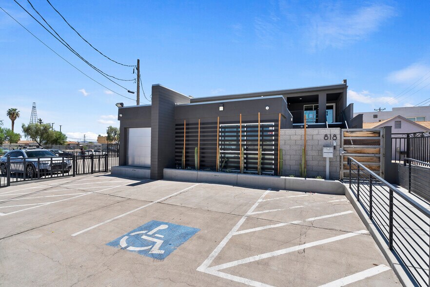 More Photos Of 818 Stewart Ave, Las Vegas Loft Creative Space For Lease