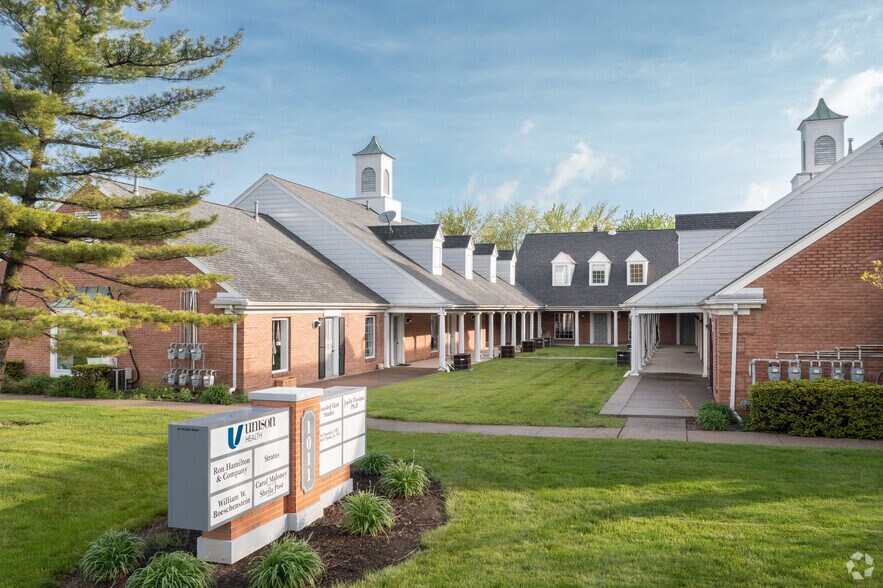 More Photos Of 1011 Sandusky St, Perrysburg Office For Lease