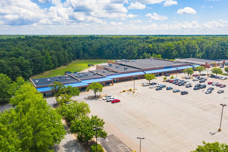 More Photos Of 6403-6429 Iron Bridge Pl, Richmond Storefront For Lease