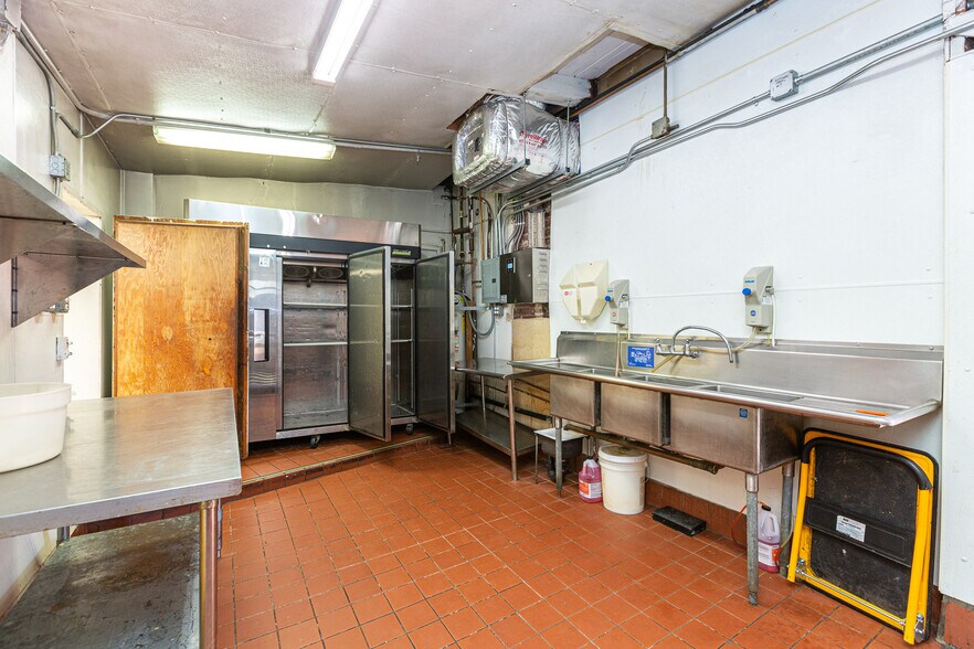 More Photos Of 26955 State Route 1, Tomales Storefront Retail Residential For Sale