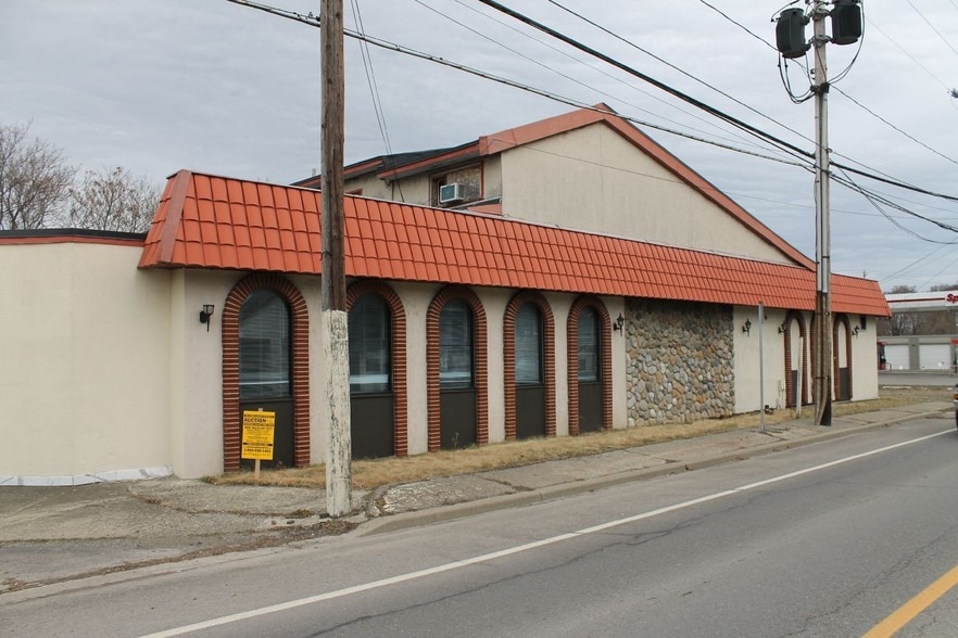 More Photos Of 2048 College Ave, Elmira Heights Restaurant For Sale