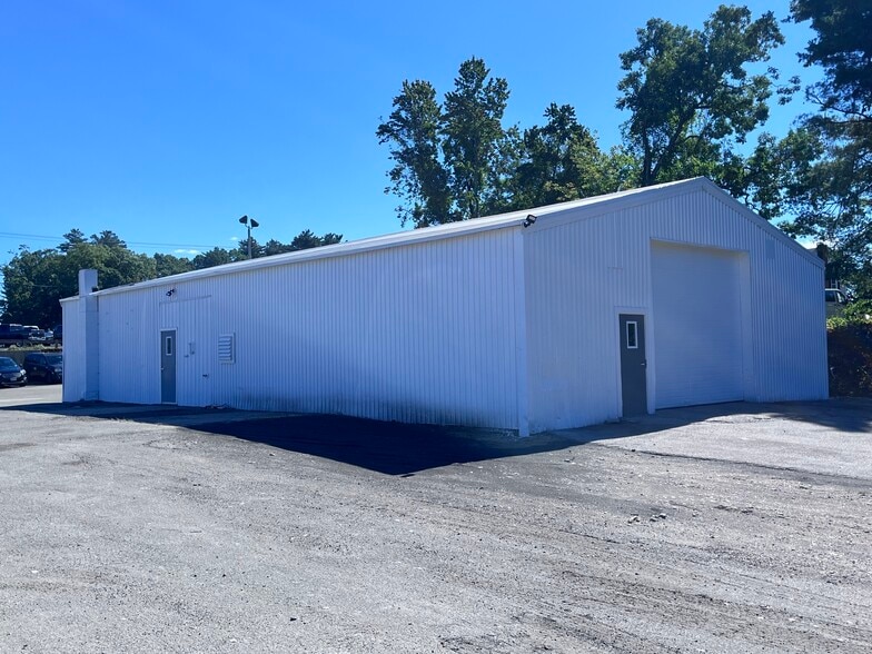 More Photos Of 2 Danville Rd, Plaistow Industrial For Lease