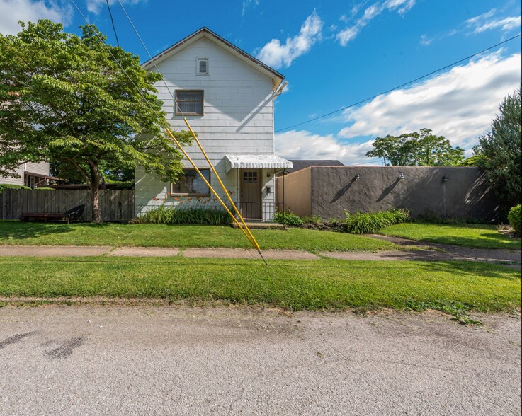 More Photos Of 181 E Brown St, Blairsville Restaurant For Sale