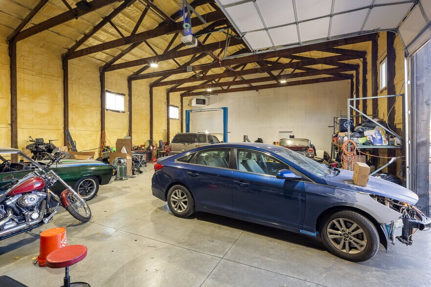 More Photos Of 5225 Sheridan Blvd, Arvada Warehouse For Sale