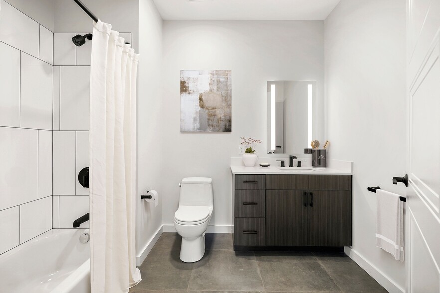 More Photos Of 22 Washington St, Weymouth Apartments For Lease