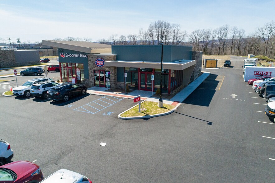 More Photos Of 2627 South Rd, Poughkeepsie Unknown For Lease