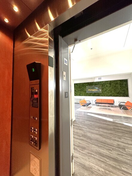More Photos Of 1149 3rd St, Santa Monica Loft Creative Space For Sale