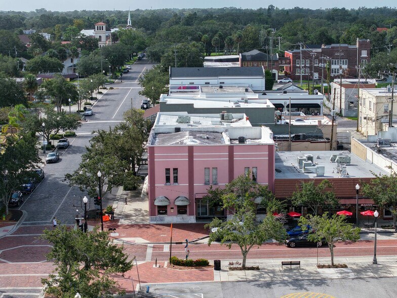 More Photos Of 101 W 1st St, Sanford Storefront For Sale