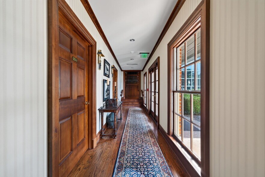 More Photos Of 1461 Highway EE, Winfield Specialty For Sale