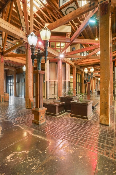 More Photos Of 445 W Weber Ave, Stockton Office For Lease