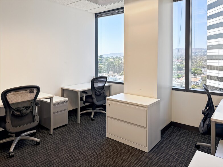 More Photos Of 12100 Wilshire Blvd, Los Angeles Coworking Space