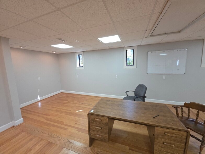 More Photos Of 600 S Railroad Ave, Kings Mountain Warehouse For Lease