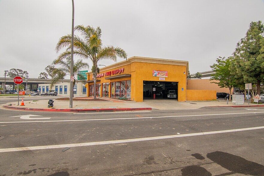More Photos Of 11501 Jefferson Blvd, Culver City Freestanding For Sale